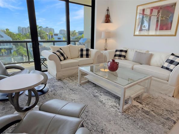 2770 NE 14th St 303, Fort Lauderdale FL 33304