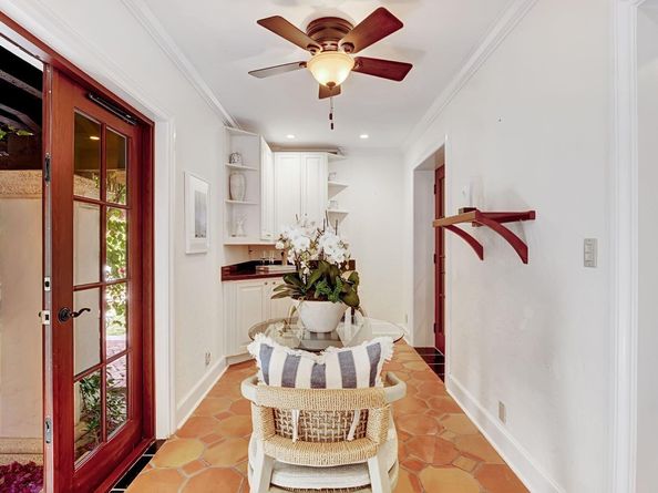 225 Pershing Way, West Palm Beach FL 33401