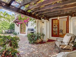 225 Pershing Way, West Palm Beach FL 33401