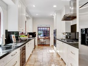 225 Pershing Way, West Palm Beach FL 33401