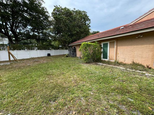 23261 Boca Club Colony Circle, Boca Raton FL 33433