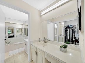 5939 Parkwalk Circle W, Boynton Beach FL 33472