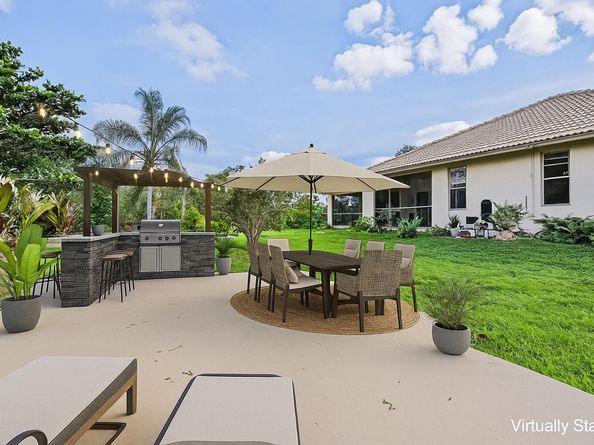 8671 155th Place N, Palm Beach Gardens FL 33418