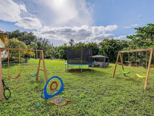 8671 155th Place N, Palm Beach Gardens FL 33418