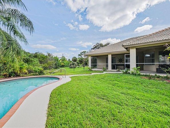 8671 155th Place N, Palm Beach Gardens FL 33418