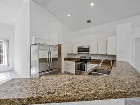 8671 155th Place N, Palm Beach Gardens FL 33418