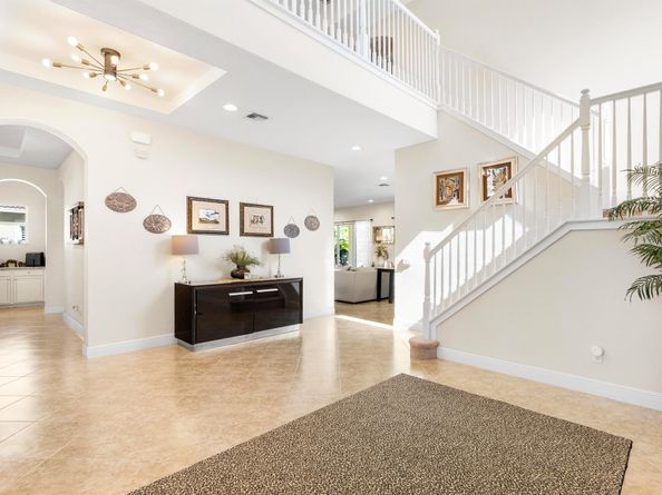 12085 Aviles Circle, Palm Beach Gardens FL 33418