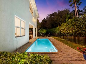 12085 Aviles Circle, Palm Beach Gardens FL 33418