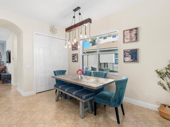 12085 Aviles Circle, Palm Beach Gardens FL 33418