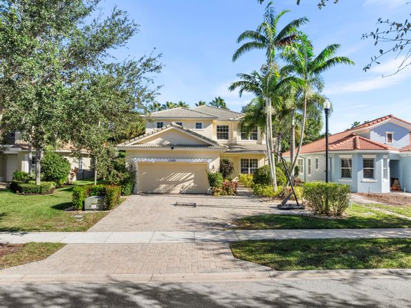 12085 Aviles Circle, Palm Beach Gardens FL 33418