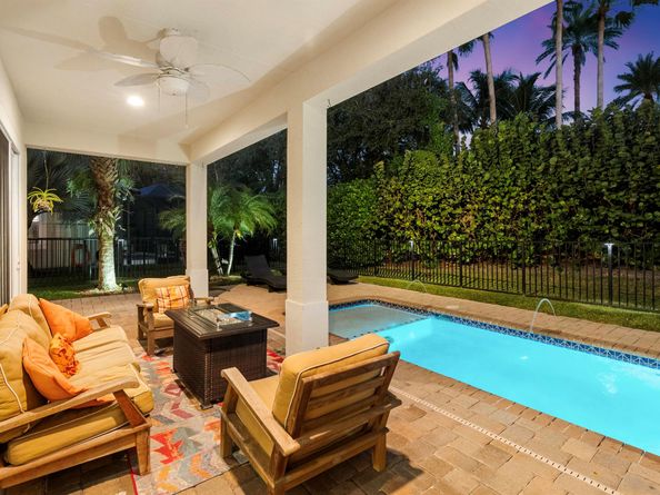 12085 Aviles Circle, Palm Beach Gardens FL 33418