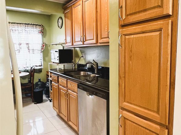 8305 NW 61st St 209, Tamarac FL 33321