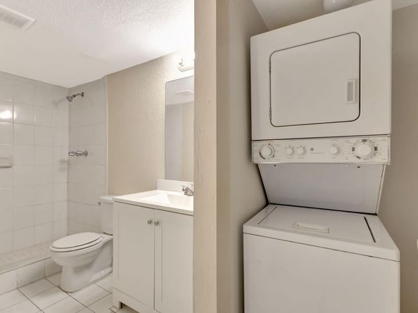 120 Sparrow Drive 213, Royal Palm Beach FL 33411