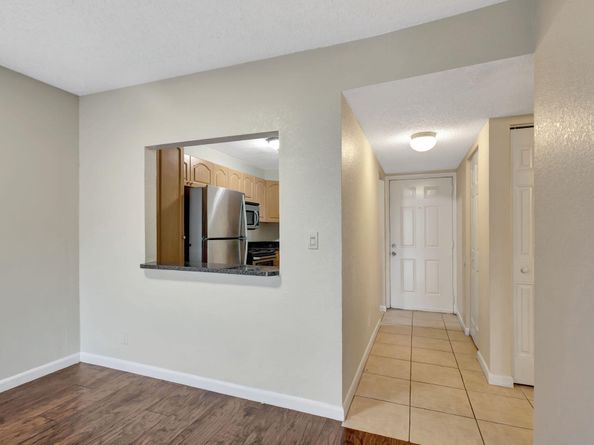 120 Sparrow Drive 213, Royal Palm Beach FL 33411