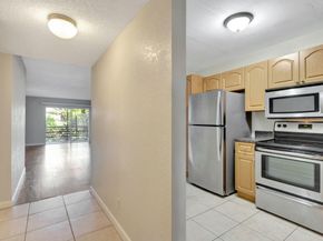 120 Sparrow Drive 213, Royal Palm Beach FL 33411