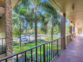 120 Sparrow Drive 213, Royal Palm Beach FL 33411