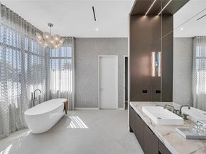 51 Isla Bahia Dr, Fort Lauderdale FL 33316