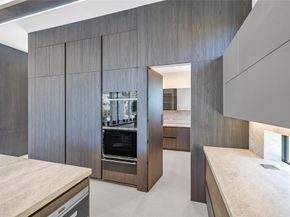 51 Isla Bahia Dr, Fort Lauderdale FL 33316