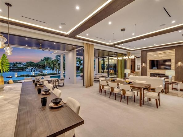 51 Isla Bahia Dr, Fort Lauderdale FL 33316