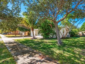 4341 NE 15th Ter, Pompano Beach FL 33064