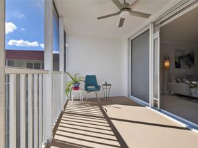 3150 NE 48th Ct 410, Lighthouse Point FL 33064