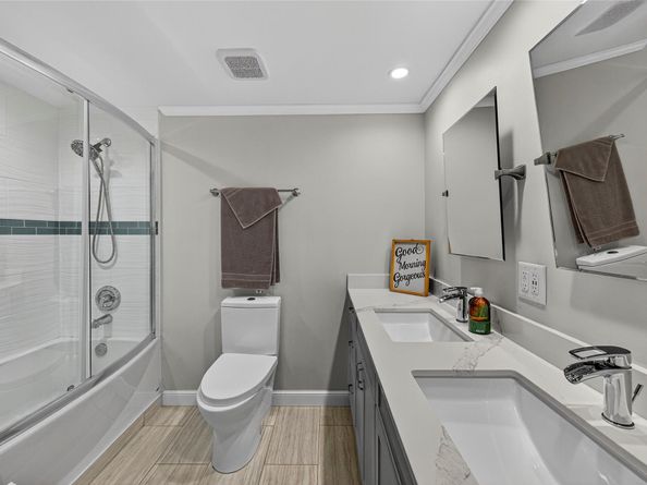 3150 NE 48th Ct 410, Lighthouse Point FL 33064