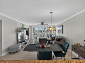 3150 NE 48th Ct 410, Lighthouse Point FL 33064