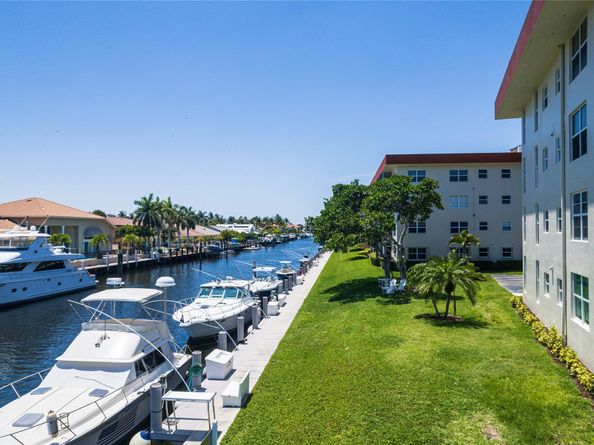 3150 NE 48th Ct 410, Lighthouse Point FL 33064