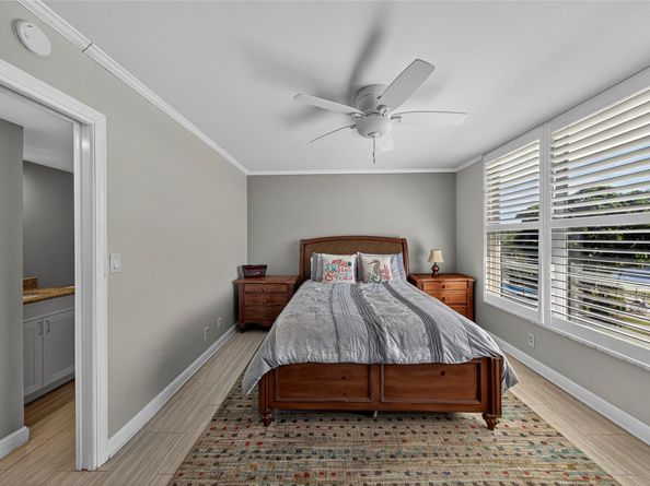 3150 NE 48th Ct 410, Lighthouse Point FL 33064