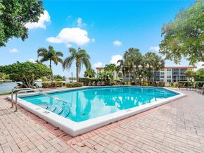 3150 NE 48th Ct 410, Lighthouse Point FL 33064