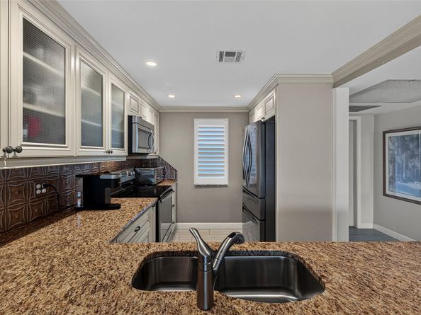 3150 NE 48th Ct 410, Lighthouse Point FL 33064