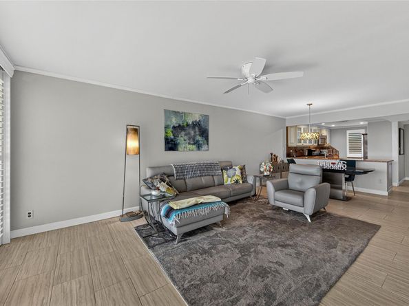 3150 NE 48th Ct 410, Lighthouse Point FL 33064