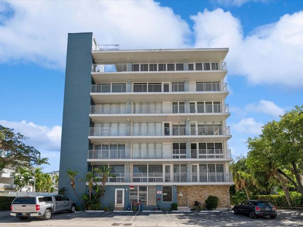 524 Orton Ave 101, Fort Lauderdale FL 33304