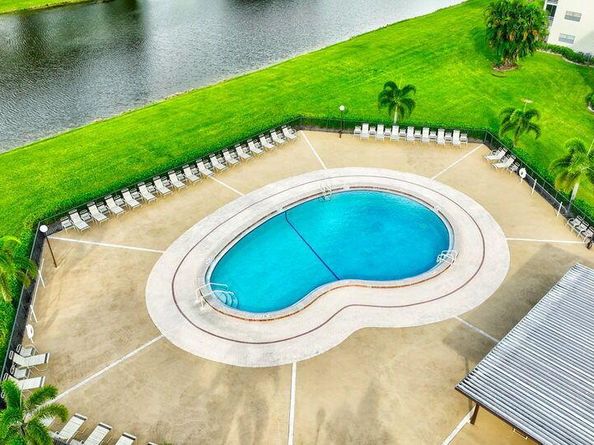 150 Dorset D 150, Boca Raton FL 33434