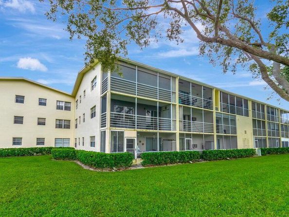 150 Dorset D 150, Boca Raton FL 33434