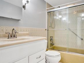 1050 NW 13th Street 193d, Boca Raton FL 33486