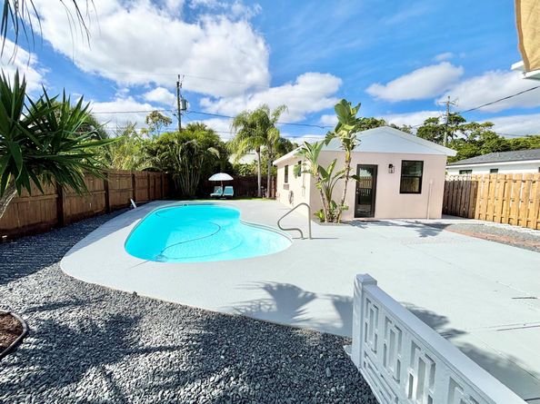 1121 N Ocean Breeze, Lake Worth Beach FL 33460