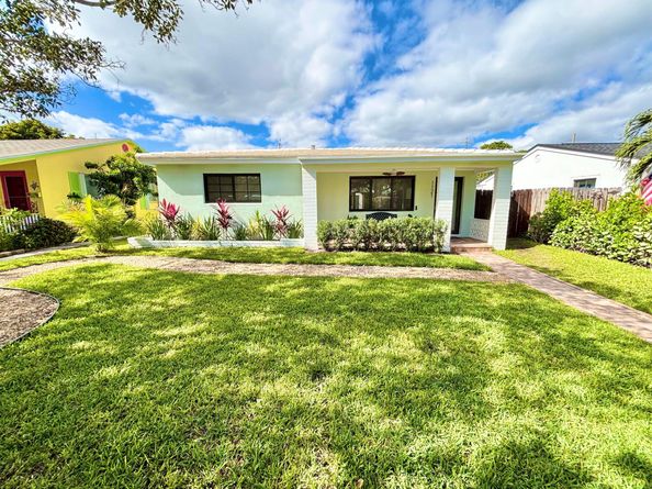 1121 N Ocean Breeze, Lake Worth Beach FL 33460