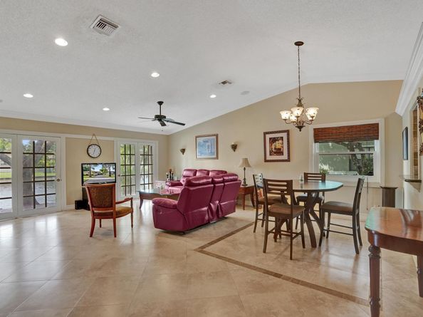 7625 NW 88th Way, Tamarac FL 33321