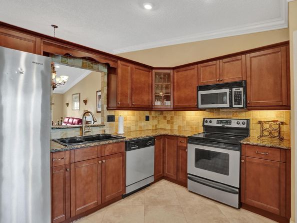 7625 NW 88th Way, Tamarac FL 33321