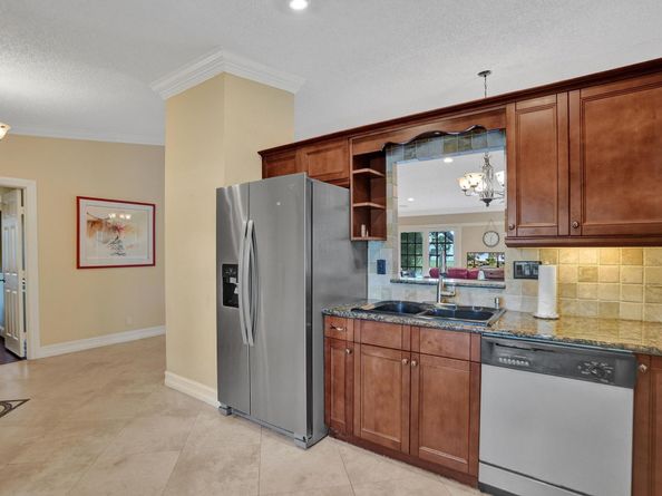 7625 NW 88th Way, Tamarac FL 33321