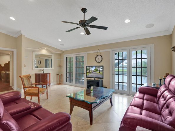 7625 NW 88th Way, Tamarac FL 33321