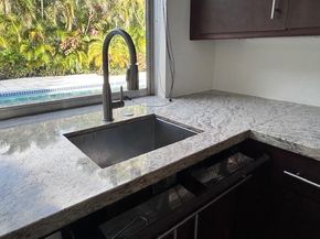 2031 NW 39TH Ct, Oakland Park FL 33309