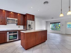 2031 NW 39TH Ct, Oakland Park FL 33309