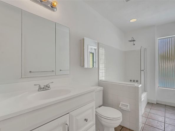 2031 NW 39TH Ct, Oakland Park FL 33309