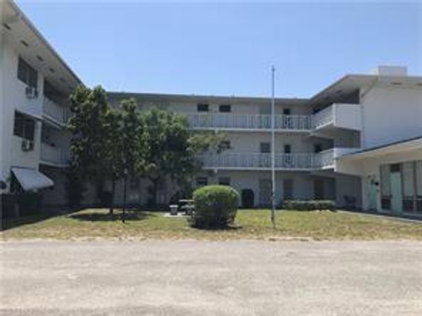 1150 E Sample Rd 306, Pompano Beach FL 33064