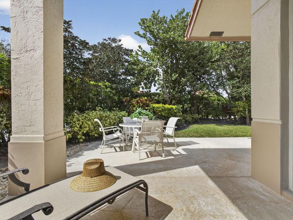 149 Monterey Pointe Drive, Palm Beach Gardens FL 33418