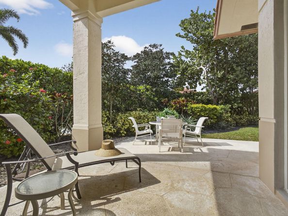 149 Monterey Pointe Drive, Palm Beach Gardens FL 33418