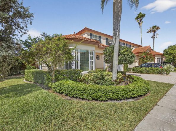 149 Monterey Pointe Drive, Palm Beach Gardens FL 33418