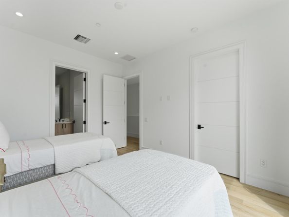 1959 Dock Street, West Palm Beach FL 33401